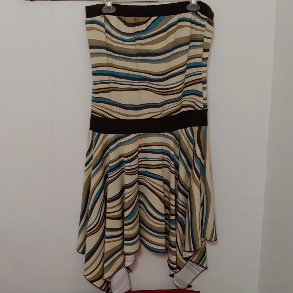 Sleeveless dress
